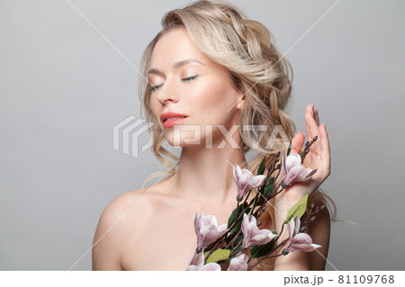 Beauty face. Attractive woman with natural makeup Beauty face. Attractive woman with natural makeup 81109768