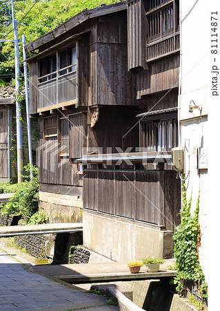 新潟 佐渡 宿根木集落の街並み 新潟 佐渡 宿根木集落の街並み 81114871