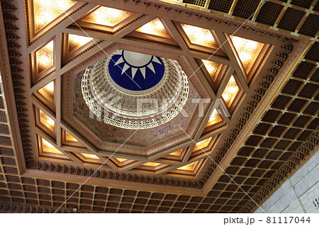 台湾　台北　観光　グルメ　路地 81117044