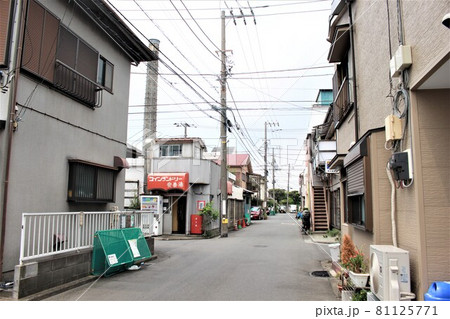 銭湯のある街並み（横浜市鶴見区寛政町） 81125771