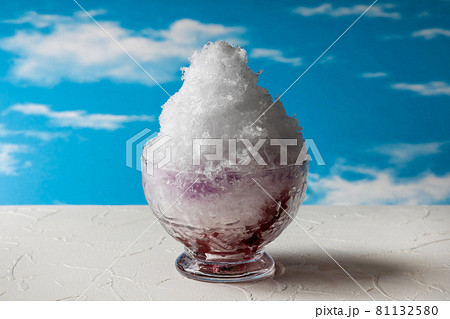 かき氷 asian type of epidemic shaved ice かき氷 asian type of epidemic shaved ice 81132580
