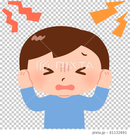 騒音に耳を塞ぐ男の子 騒音に耳を塞ぐ男の子 81132691