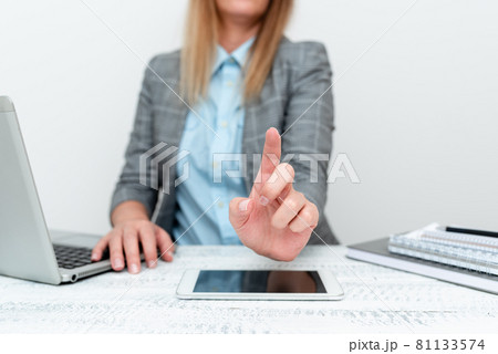 Architect Interviewing Client, Reporter Gathering Important Information, Entrepreneur Discussing Deals, Financial Advisor Giving Money Saving Tips, Secretary Interview Hires 81133574