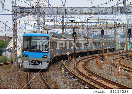 東京メトロ千代田線　小田急電鉄　4000形　2代 81137088