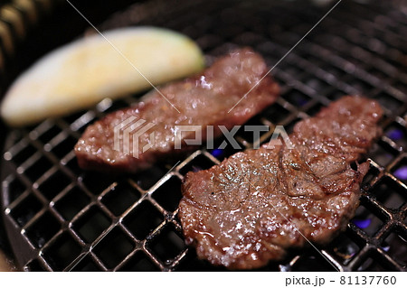 黒毛和牛焼肉(ロース) 黒毛和牛焼肉(ロース) 81137760
