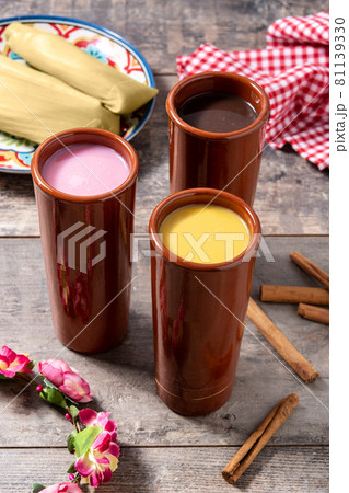 Traditional Mexican atole drink 81139330