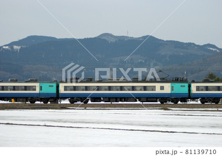 北陸本線　石動－福岡　JR東日本　485系　R2編成　②　モハ484-3030（新潟）　山側 81139710