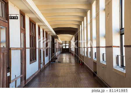 テレビアニメ けいおん の舞台 豊郷小学校旧校舎群の写真素材 テレビアニメ けいおん の舞台 豊郷小学校旧校舎群の写真素材