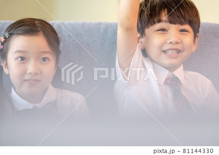 子供 男女 幼稚園児 81144330
