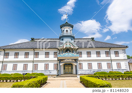 長野県松本市　旧開智学校 81148020