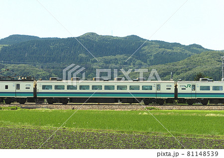 北陸本線 石動-福岡 JR東日本 485系 T18編成 ③ モハ485-1082(新潟) 山側 北陸本線 石動-福岡 JR東日本 485系 T18編成 ③ モハ485-1082(新潟) 山側 81148539