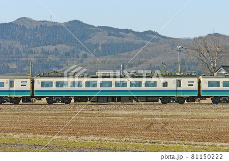 北陸本線 石動-福岡 JR東日本 485系 T14編成 ④ モハ484-1012(新潟) 山側 北陸本線 石動-福岡 JR東日本 485系 T14編成 ④ モハ484-1012(新潟) 山側 81150222