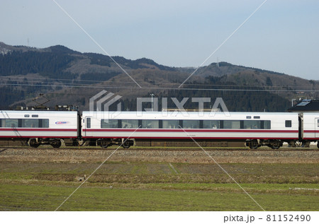 北陸本線　石動－福岡　北越急行　681系　N02編成　③　モハ681-2202　山側 81152490