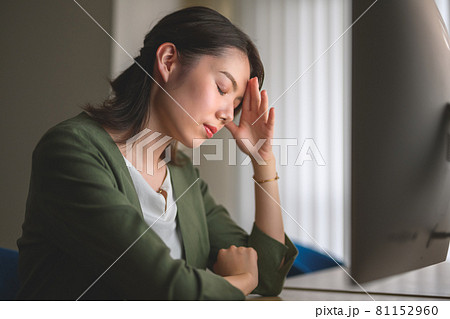 働く,女性 働く,女性 81152960