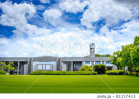 名古屋市　名古屋大学東山キャンパスの豊田講堂 81157413