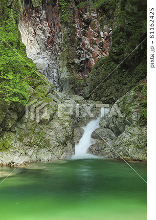 尾白川渓谷　千ヶ淵 81162425