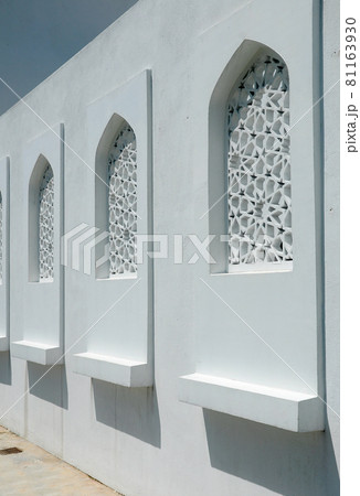 SEREMBAN, MALAYSIA -NOVEMBER 13, 2016: The Islamic geometry pattern decoration at Al Hussain Mosque at Seremban 2, Negeri Sembilan, Malaysia. 81163930