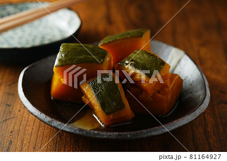 かぼちゃの煮物 81164927