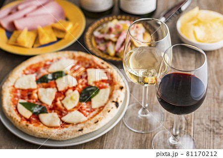 ワイン ワイングラス ワインと料理 ワイン ワイングラス ワインと料理 81170212