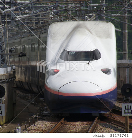 引退間際の上越新幹線e4系 Maxとき Maxたにがわ 8両編成 の写真素材