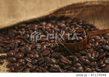 コーヒー豆 81174098
