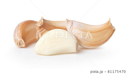 Garlic isolated on white Garlic isolated on white 81175470