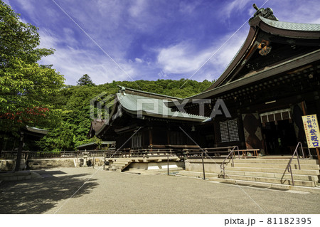 吉備津彦神社　拝殿　岡山県岡山市 81182395