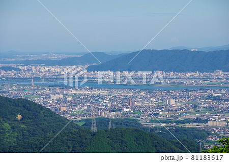 徳島県板野町 あせび公園展望台から徳島市街を望む 徳島県板野町 あせび公園展望台から徳島市街を望む 81183617
