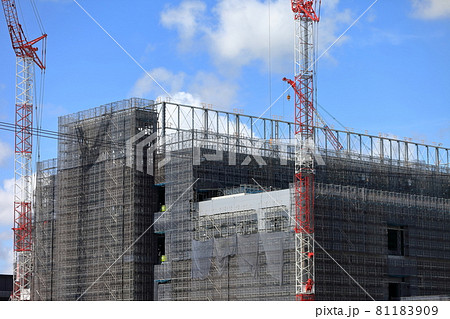 建築工事現場　イメージ 81183909