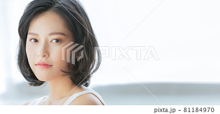 Woman beauty Woman beauty 81184970