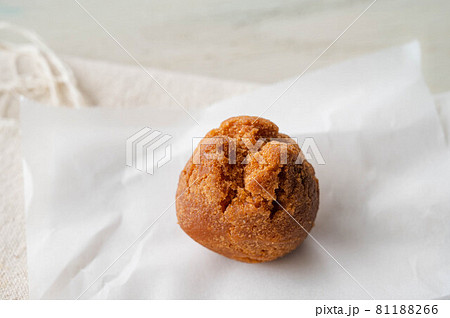 紫芋のサーターアンダギー 81188266