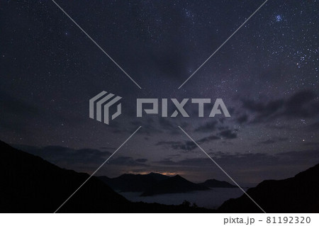 日高山脈 カムイエクウチカウシ山八ノ沢カール夜景 日高山脈 カムイエクウチカウシ山八ノ沢カール夜景 81192320