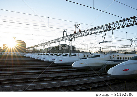 新幹線 81192586