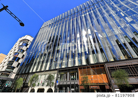 東京　銀座の都市風景　東急プラザ 銀座 81197908