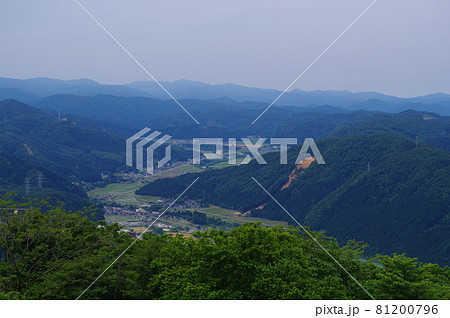 獅子吼高原からの手取川流域と山間部の眺め　白山手取川ジオパーク 81200796