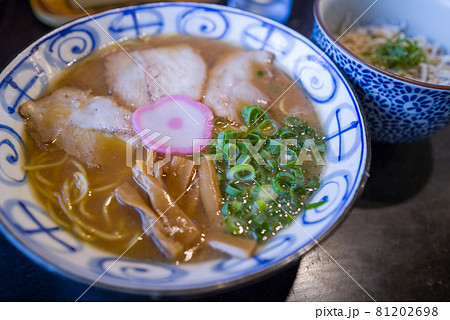 和歌山ラーメン 81202698