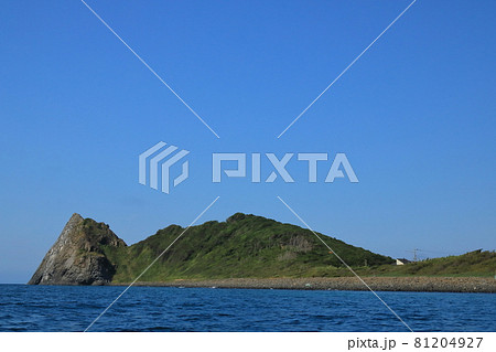 海から見た糸島芥屋の大門の全景 海から見た糸島芥屋の大門の全景 81204927