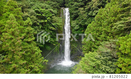 八戸観音滝のドローン撮影 81205022