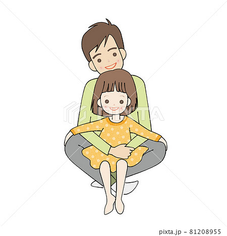 家族 親子 父と女の子 笑顔 81208955