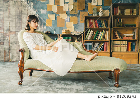 10代後半女子 81209243