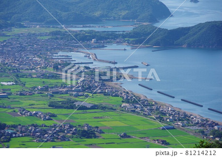 徳島県板野町　大坂峠展望台から相生の町並みを望む 81214212