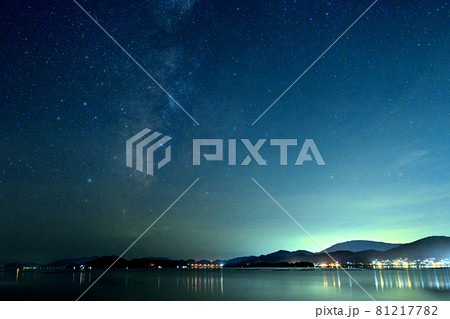 夜の瀬戸内-赤崎海岸 81217782