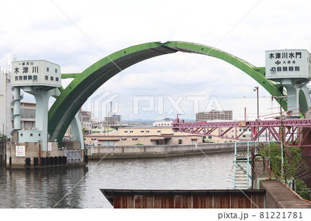 木津川水門（大阪市大正区・西成区） 81221781