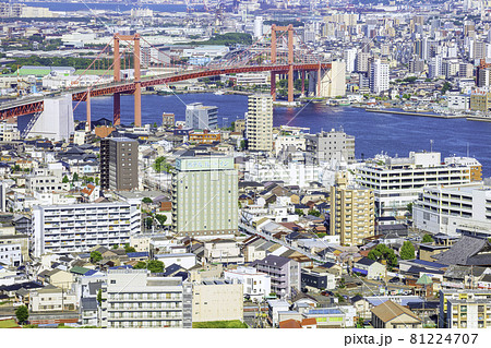 高塔山からの眺望　美しい若戸大橋（福岡県北九州市） 81224707
