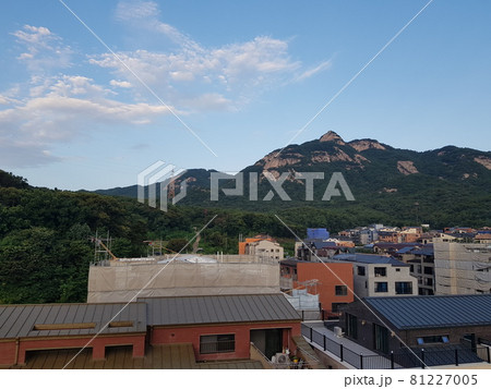 住宅 ビル 都市 81227005