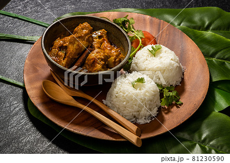 チキンカレー Asian style very spicy chicken curry チキンカレー Asian style very spicy chicken curry 81230590
