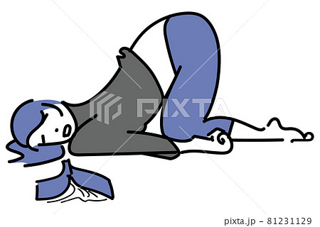 気力が尽きてだらける女性 気力が尽きてだらける女性 81231129