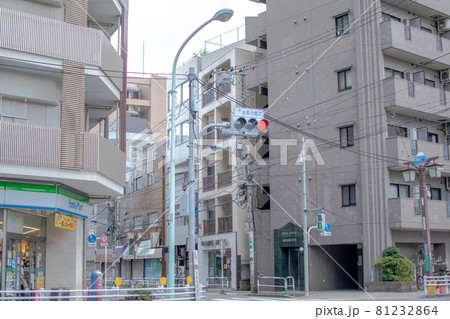 谷田川通り/東京都北区西ヶ原 谷田川通り/東京都北区西ヶ原 81232864