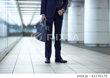 男性 ビジネスイメージ 男性 ビジネスイメージ 81236178