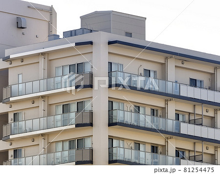 沖縄 那覇 タワーマンション高層階外観 / Naha, Okinawa, Japan 沖縄 那覇 タワーマンション高層階外観 / Naha, Okinawa, Japan 81254475